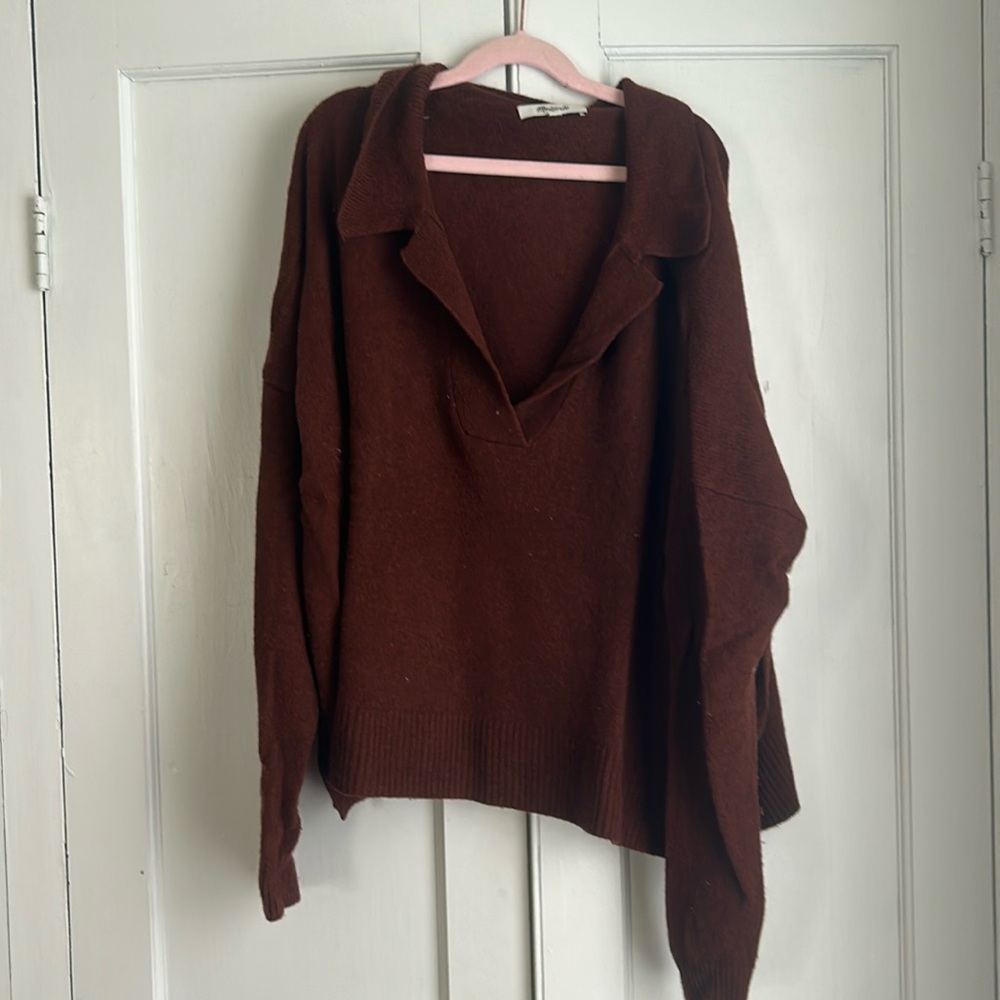 Burgundy wool Madewell sweater perfect for those fall days!